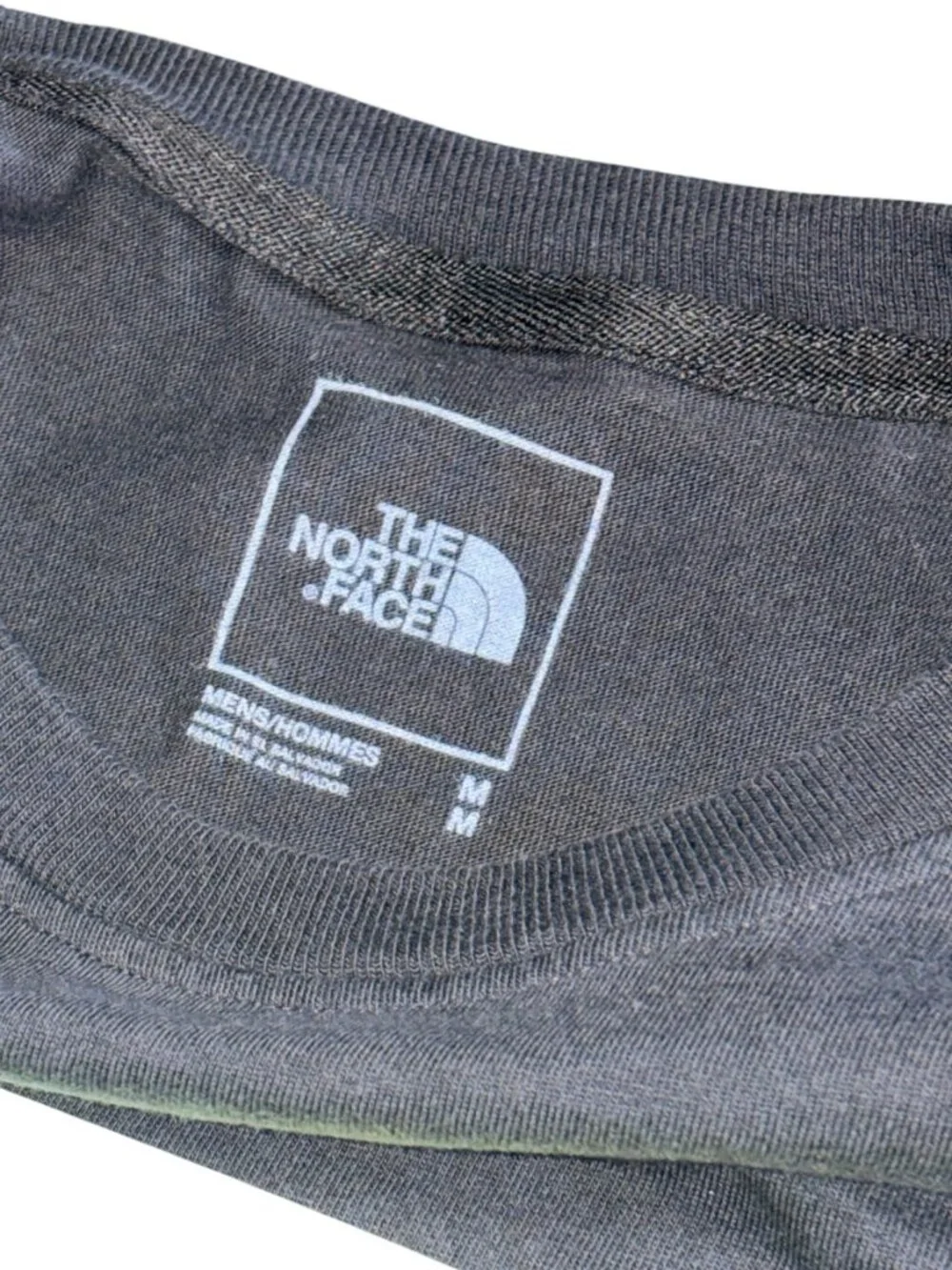 The North Face Northern Lights 'Never Stop Exploring' Black T-Shirt Mens Medium